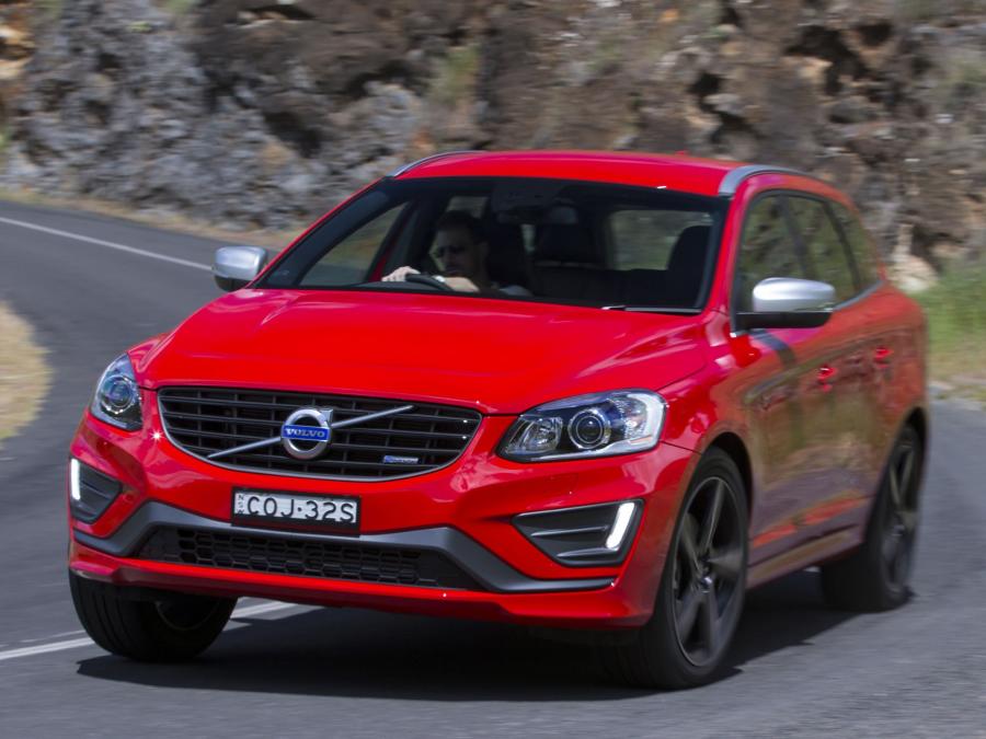  Volvo XC60 D5 R-Design 2013 года  (AU) (фото 6 из 8)